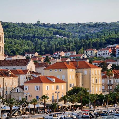 Holiday Home Brac Supetar Bagian luar foto