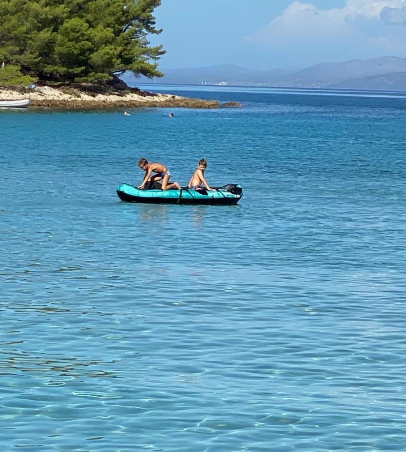 Holiday Home Brac Supetar Bagian luar foto