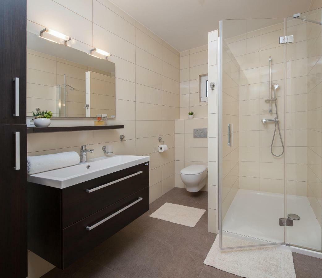 Holiday Home Brac Supetar Bagian luar foto